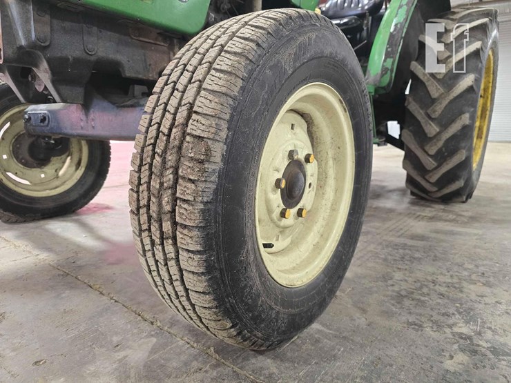 2000-john-deere-5210-image-9