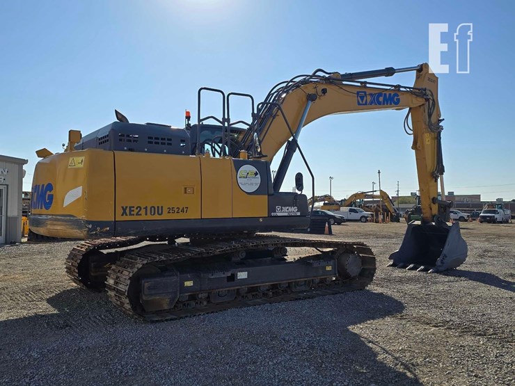 2022-xcmg-xe210u-image-3
