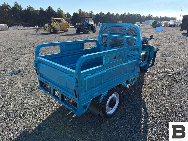 2025-ir-iret13-electric-tricycle-image-4