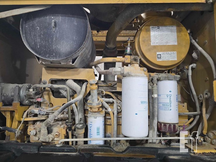 2006-caterpillar-140h-image-57