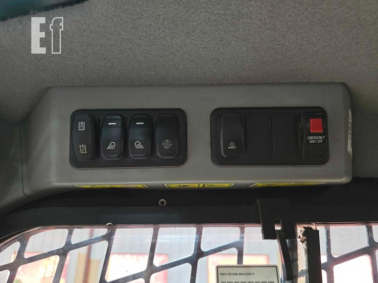 2022-caterpillar-289d3-image-16