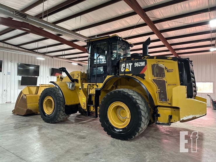 2019-caterpillar-962m-image-4