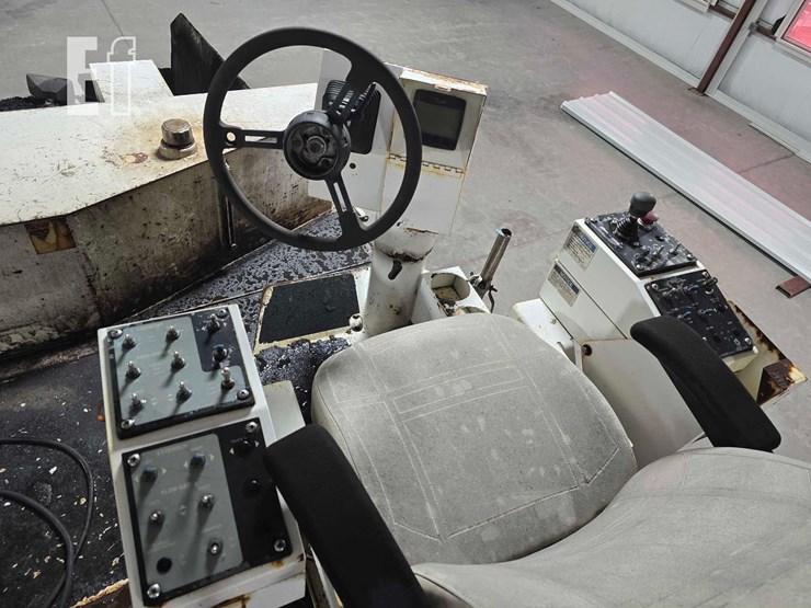 2014-roadtec-rp190e-image-12