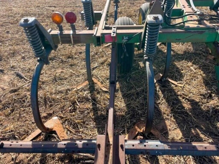 john-deere-610-image-14