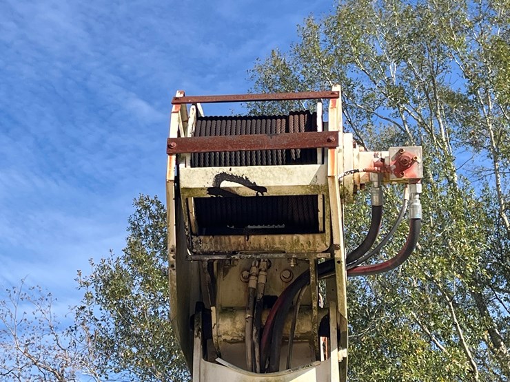 #2-•-1996-ford-f80-boom-truck-image-16