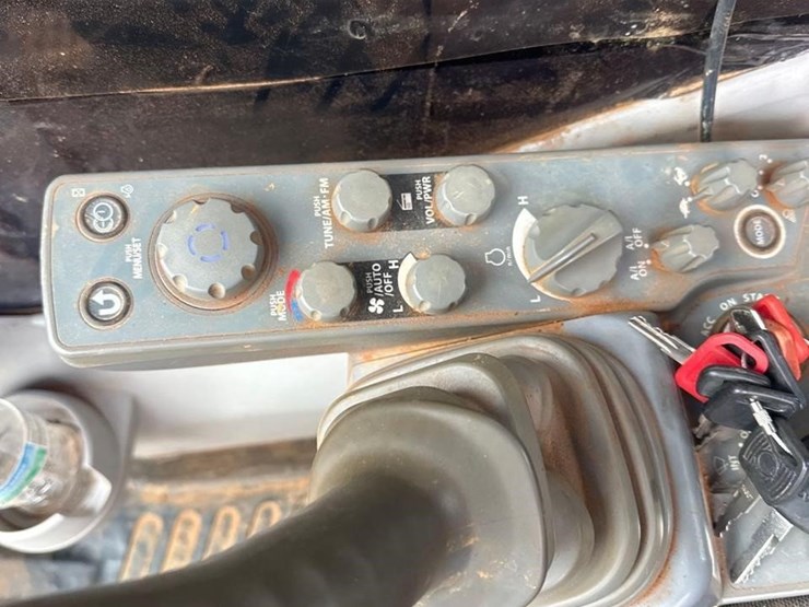 deere-470g-lc-image-29