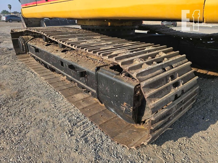 1995-caterpillar-325l-image-22