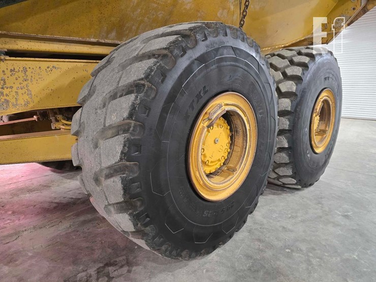 2015-caterpillar-745c-image-20