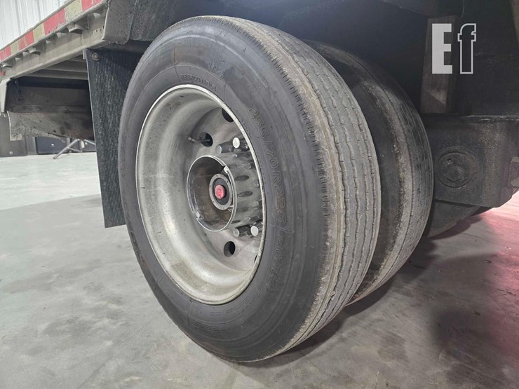 2000-east-53-ft-image-18