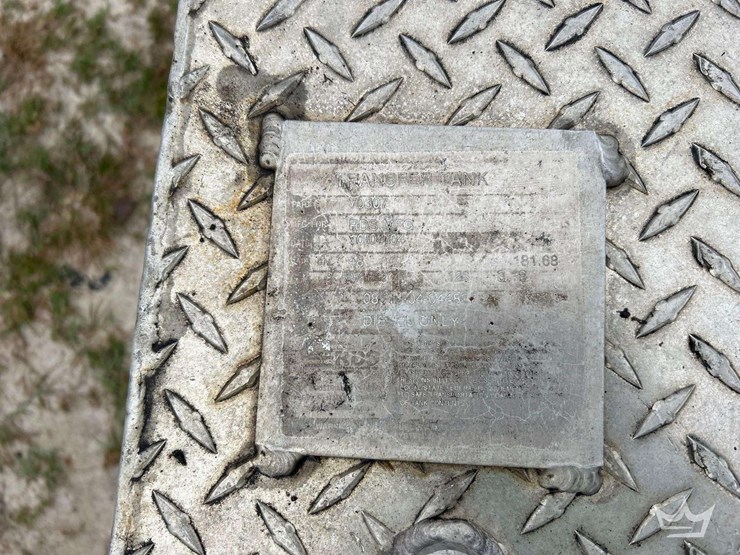 rds-manufacturing-70307-48-gallon-l-shaped-transfer-diesel-fuel-tank-image-5