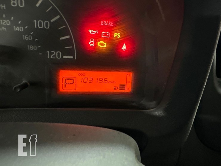 2016-nissan-nv200-image-11