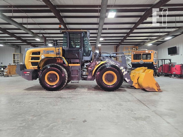 2022-xcmg-xc948u-image-6