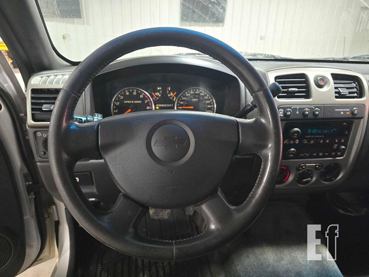 2012-chevrolet-colorado-image-11