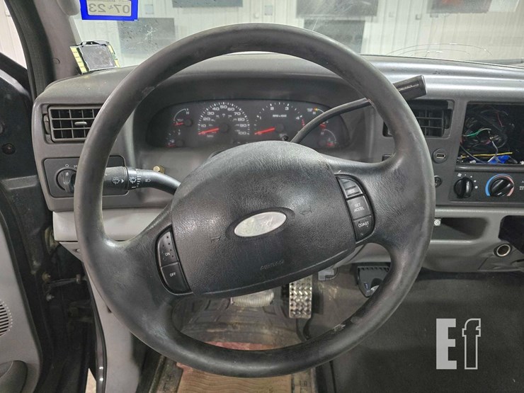 2004-ford-f350-image-10