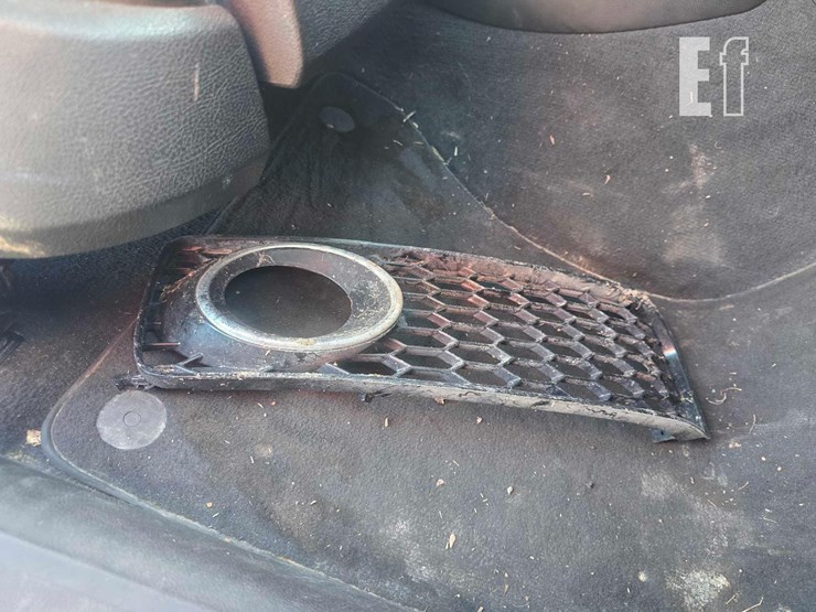 2010-audi-s5-image-18