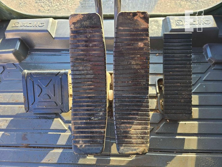 2022-xcmg-xe210u-image-15