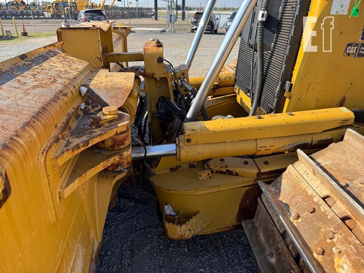 2019-caterpillar-d6t-xw-image-14