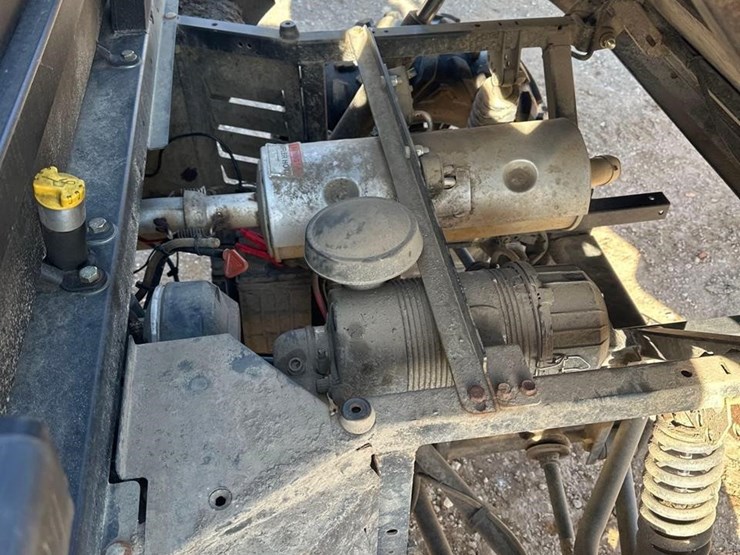 mahindra-retriever-1000-image-16