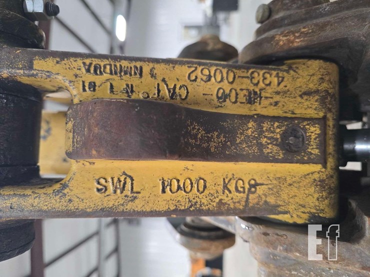 2016-caterpillar-303.5e2-cr-image-35