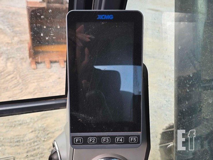 2022-xcmg-xe210u-image-20