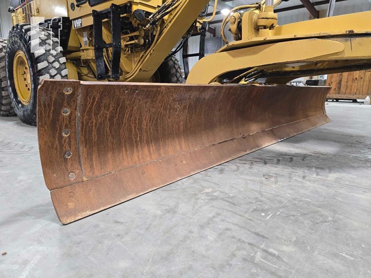 2007-caterpillar-140h-image-10