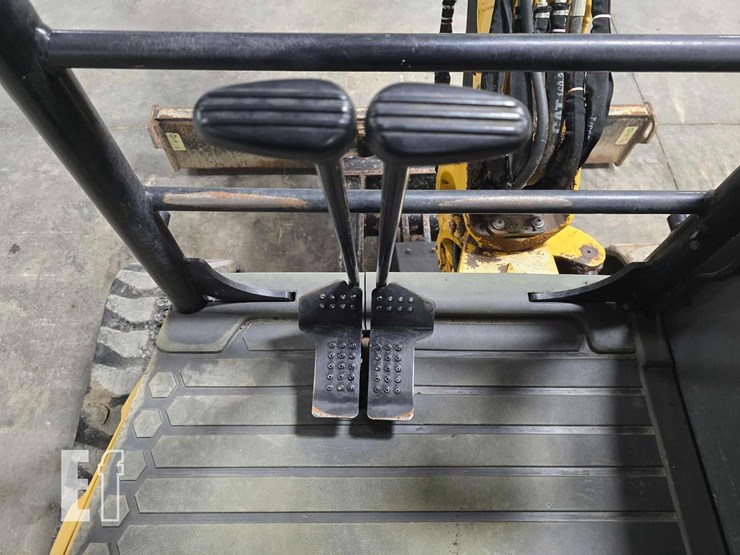 2021-caterpillar-304e2-cr-image-19