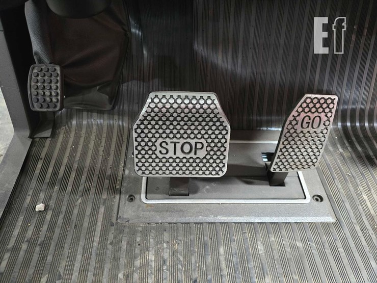 new/unused-2025-sdlanch-sdlgc100-three-row-electri-6265-image-11