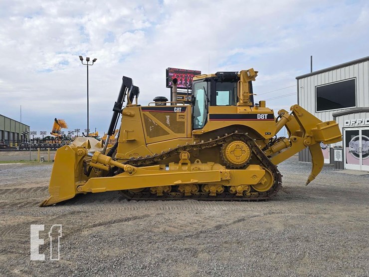 2006-caterpillar-d8t-image-5