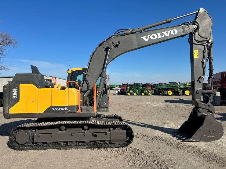 #122558-•-2017-volvo-ec160el-#vcec160ec00310212-image-2