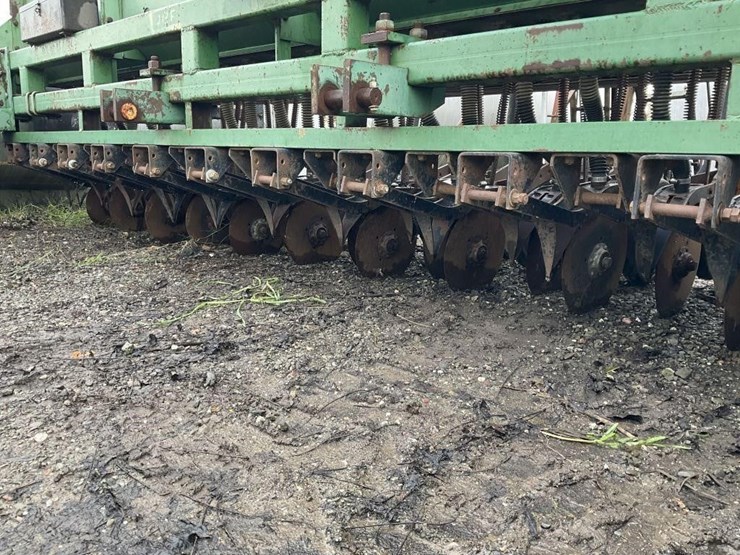 great-plains-15'-3-pt-grain-drill-image-8