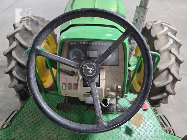 john-deere-6230-image-11