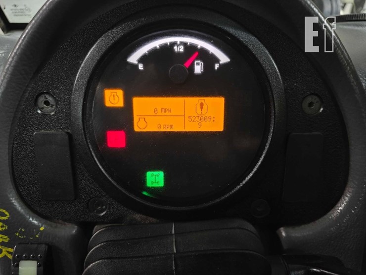 2020-caterpillar-th255c-image-19