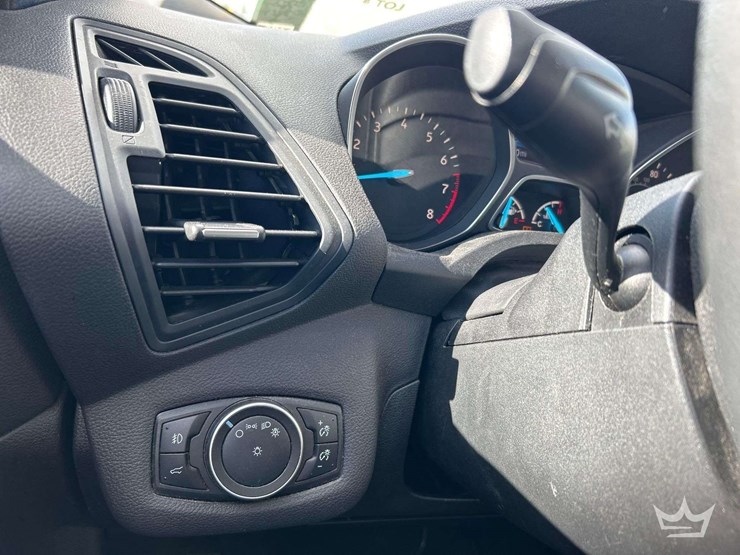 2017-ford-escape-image-14