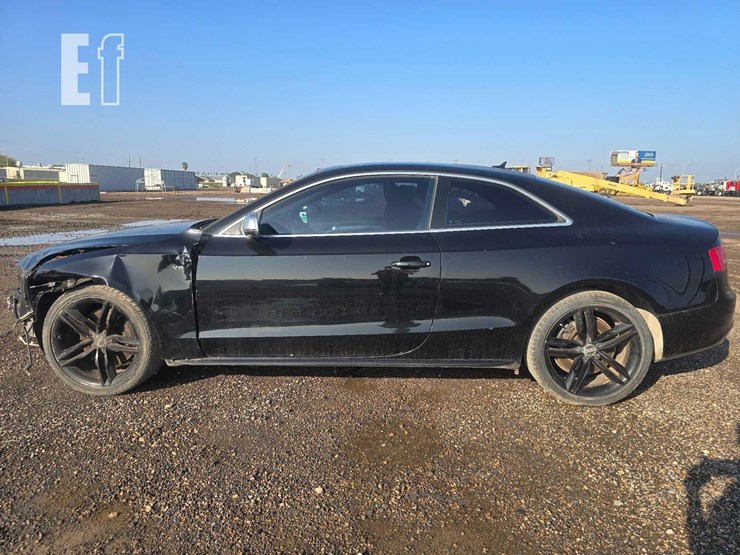 2010-audi-s5-image-5