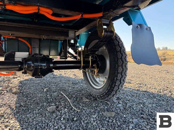 2025-ir-iret13-electric-tricycle-image-18