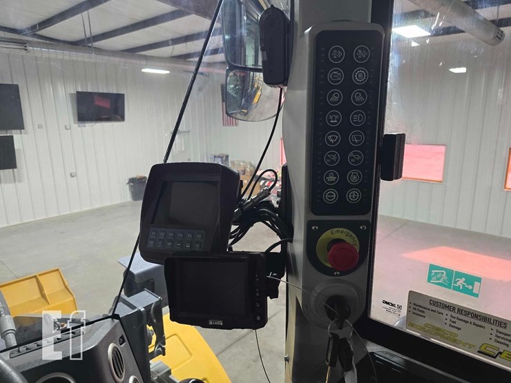 2022-xcmg-xc948u-image-18