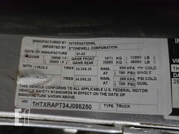 2004-international-paystar-5900-image-42