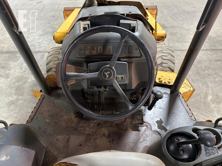 2006-deere-310g-image-19