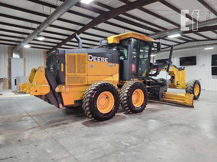 2020-deere-670gp-image-3
