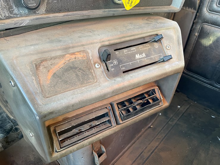 #314-•-1994-mack-quad-axle-dump-truck-(has-wi-title)(merrill,-wi)-image-43