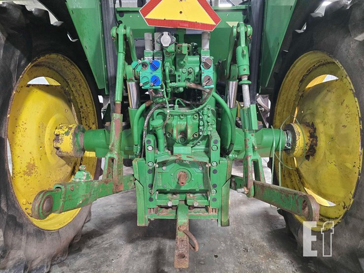 john-deere-6230-image-23