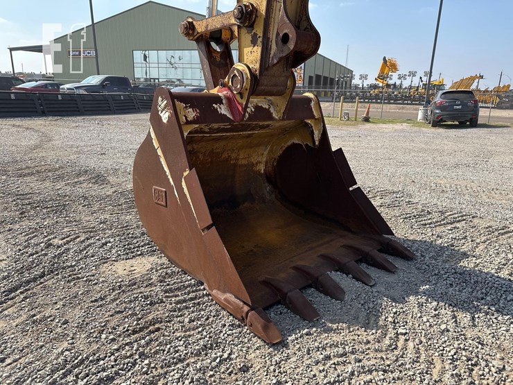 2014-caterpillar-320el-image-12