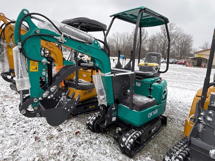 #2006-•-unused-qk16r-mini-excavator-image-1