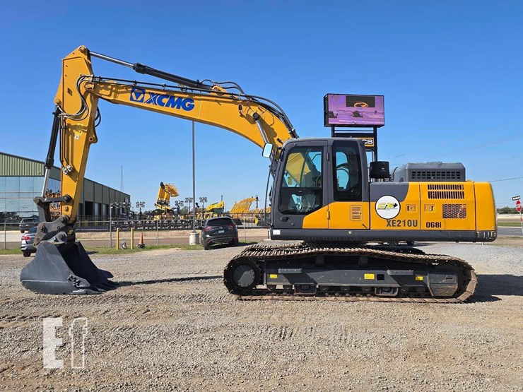 2023-xcmg-xe210u-image-5