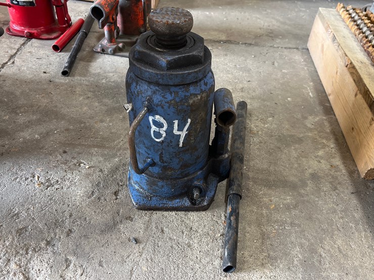 #84-•-20-ton-bottle-jack-image-1