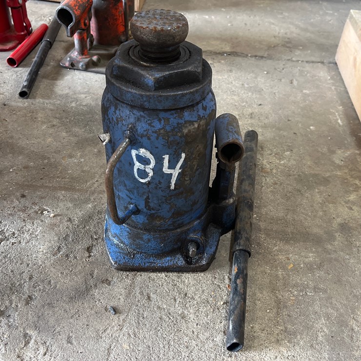 #84 • 20 TON BOTTLE JACK