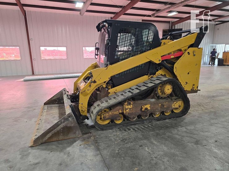 2014-caterpillar-299d-xhp-image-1