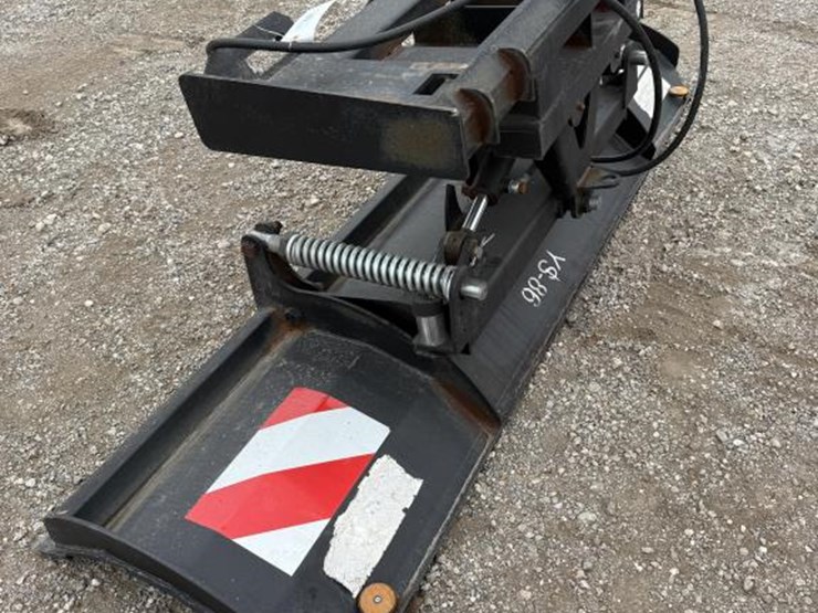 #135-•-skid-steer-ys-86-blade-/-snow-plow-image-2