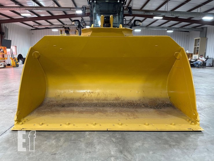 2017-caterpillar-962m-image-10