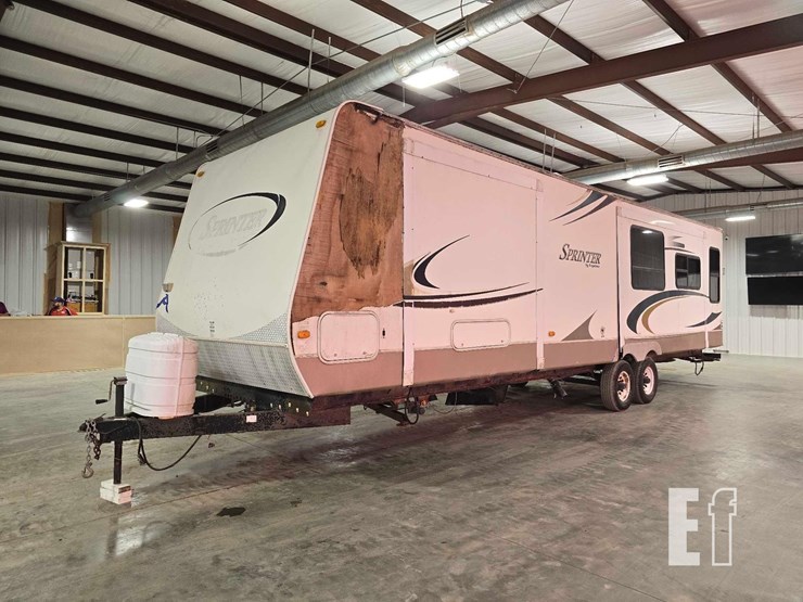 2010-sprinter-rv-image-1